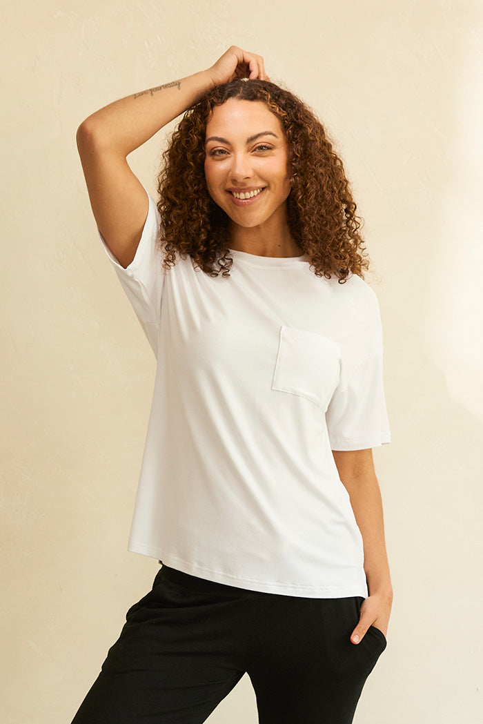 Kelsey is 5'9", typically wears a size 2 and is wearing a size S