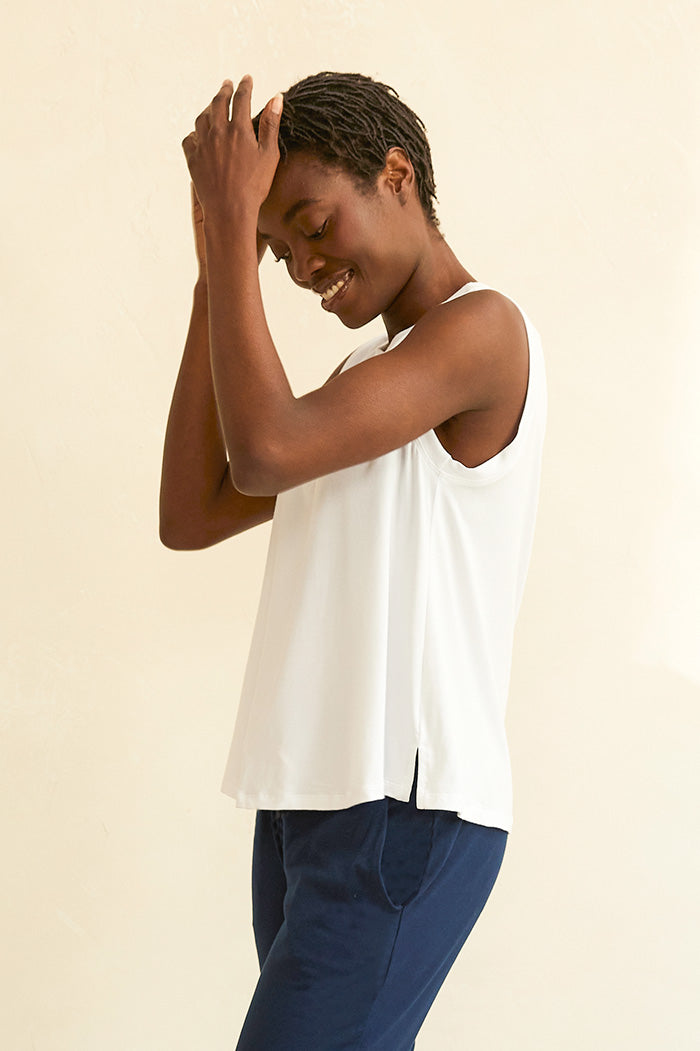 Abigail is 5'8", typically wears a size 2 and is wearing a size S