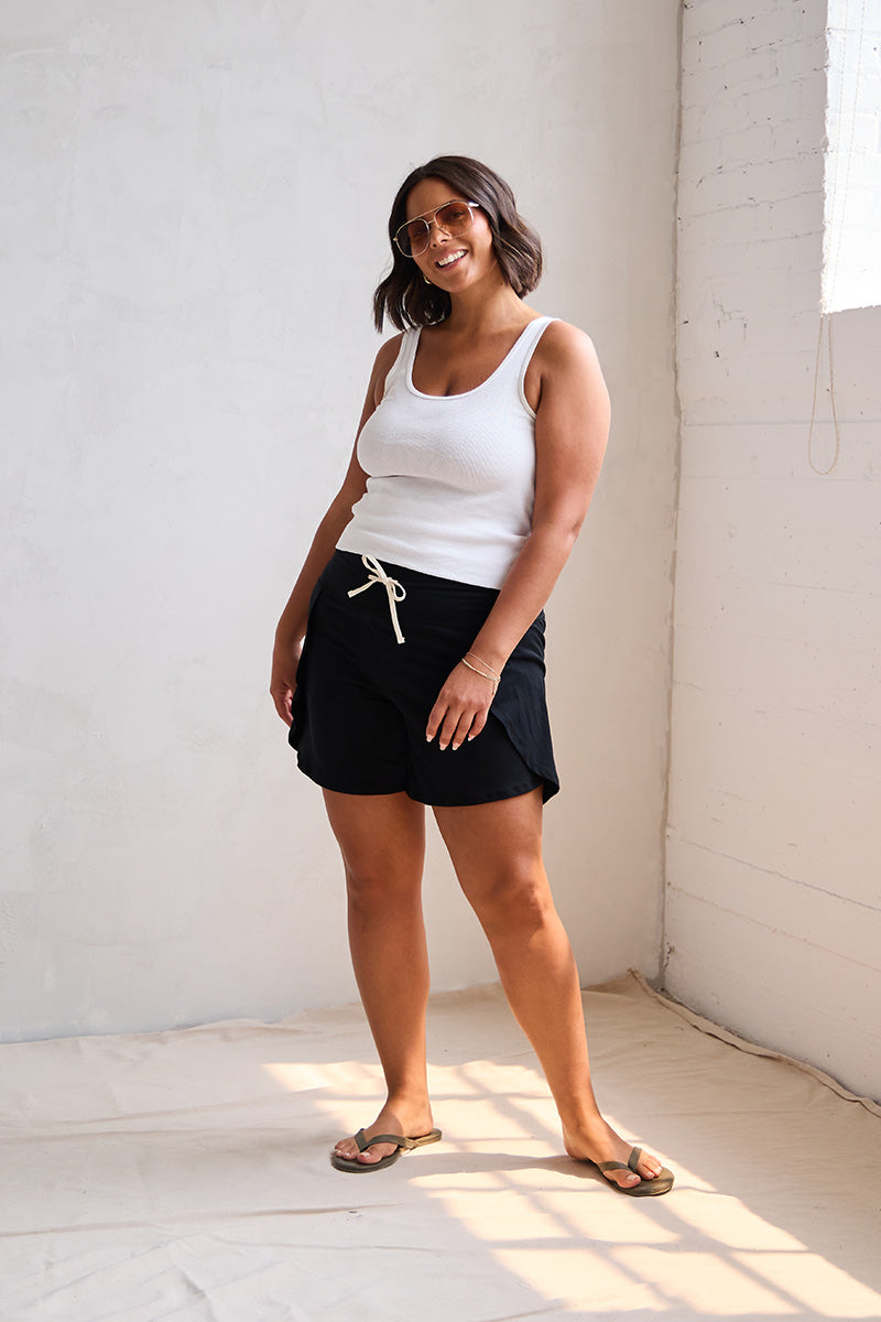 Maya is 5'7", typically wears a size 12 and is wearing a size large.