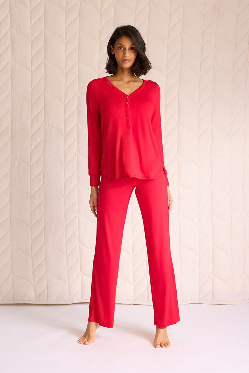 Tsanna is 5'10", typically wears a size 2 and is wearing a size small