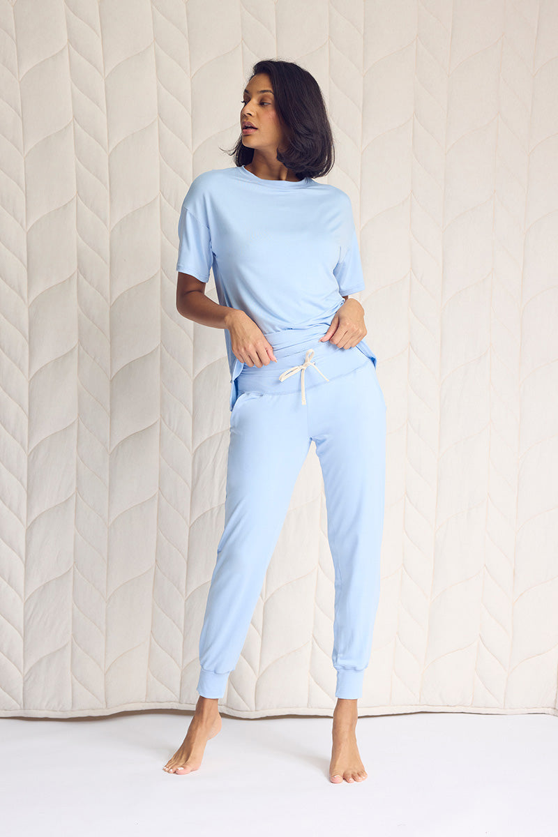 Tsanna is 5'10", typically wears a size 2 and is wearing a size small