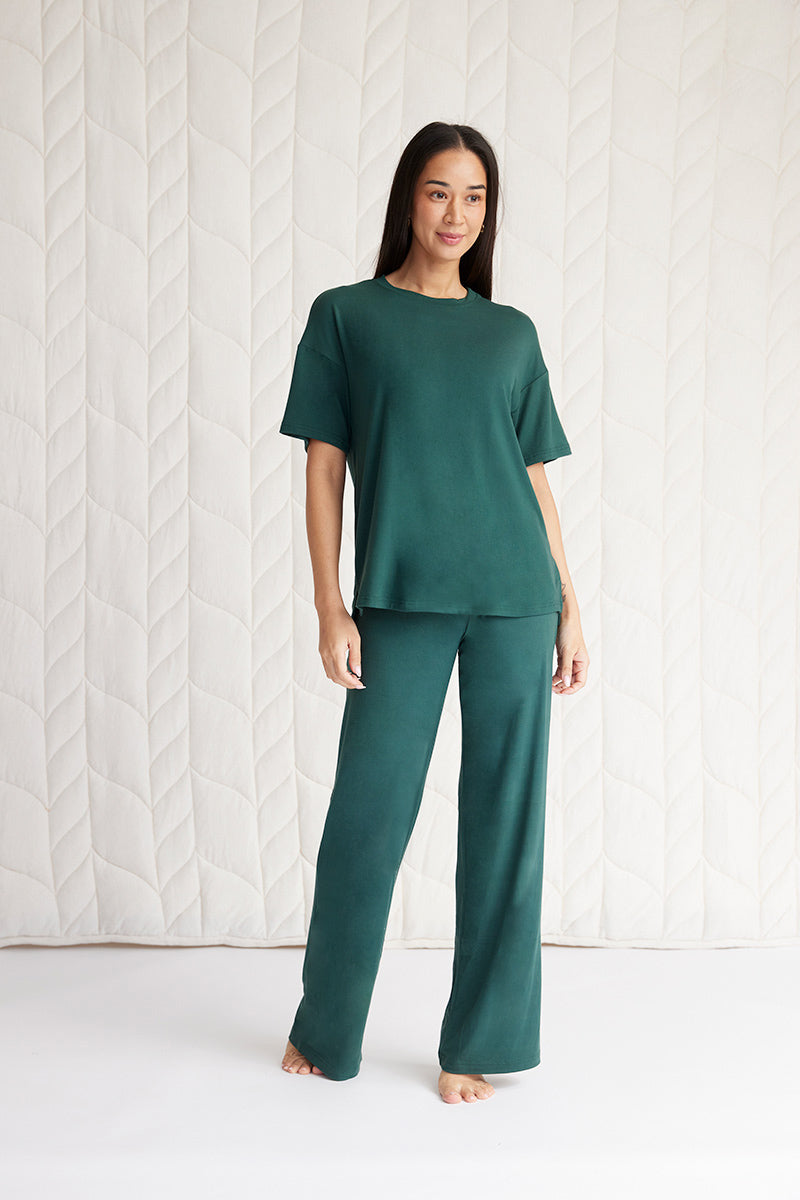 Kimberley is 5'8", typically wears a size 4 and is wearing a size small