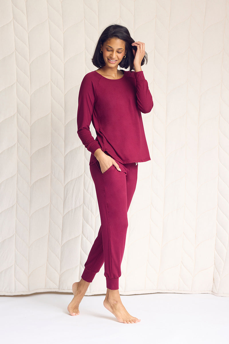 Tsanna is 5'10", typically wears a size 2 and is wearing a size small