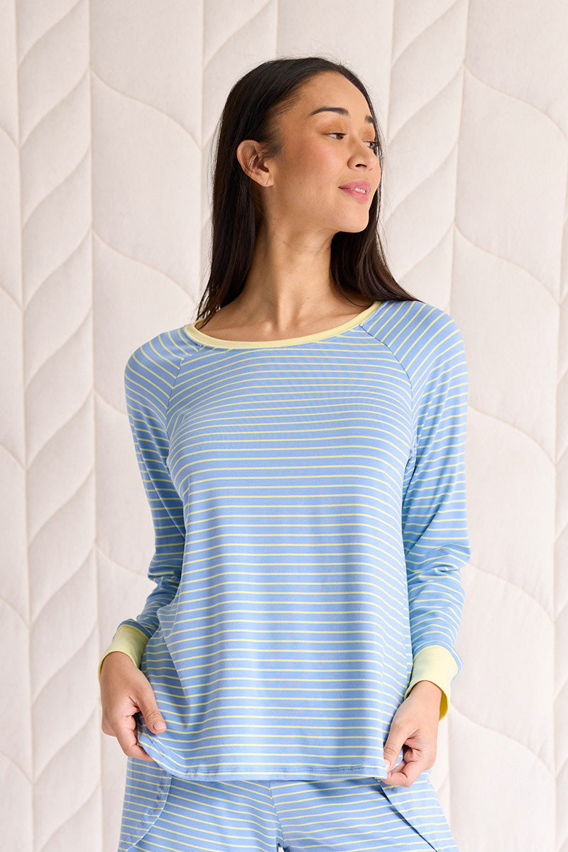 Kimberley is 5'8", typically wears a size 2/4 and is wearing a size small