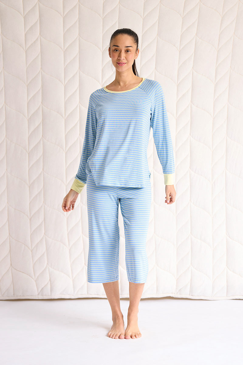 Kimberley is 5'8", typically wears a size 2/4 and is wearing a size small