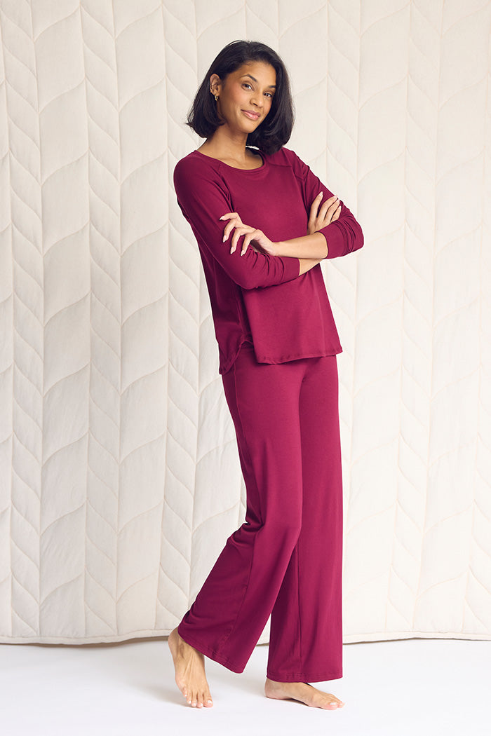 Tsanna is 5'10", typically wears a size 2 and is wearing a size small