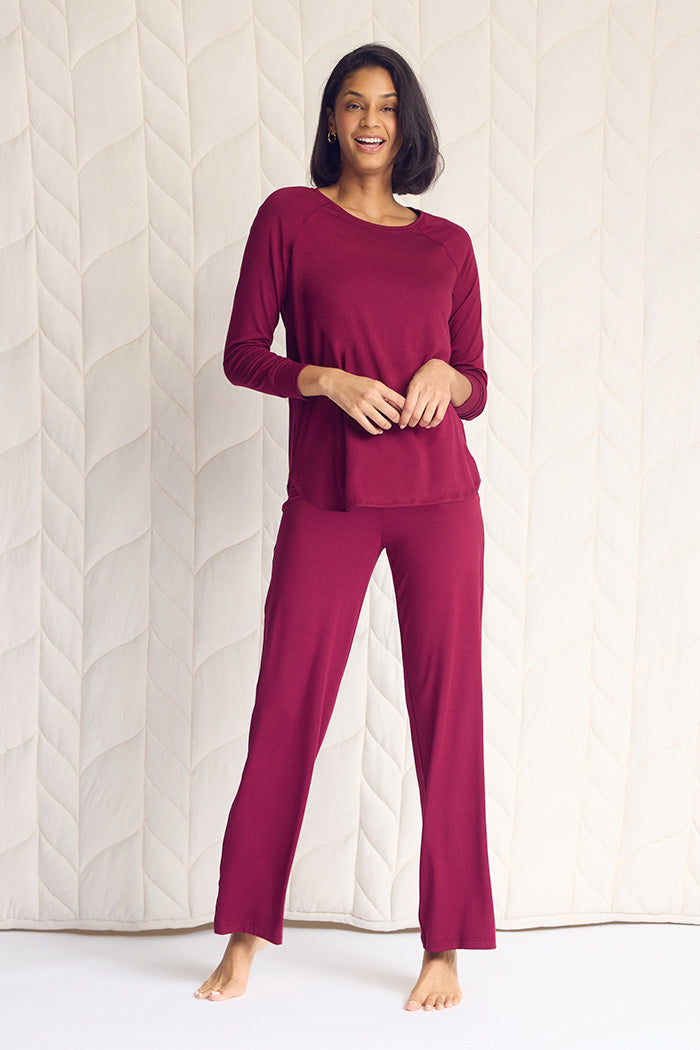 Tsanna is 5'10", typically wears a size 2 and is wearing a size small