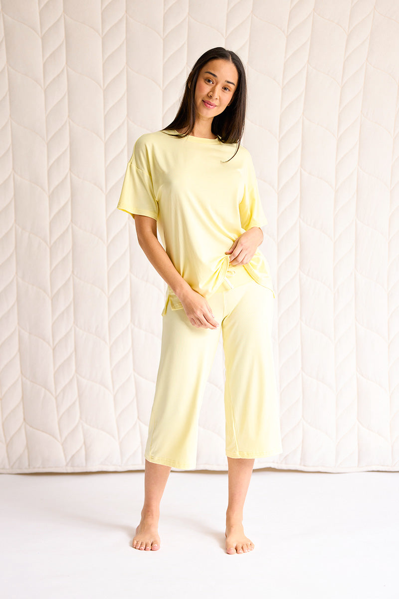 Kimberley is 5'8", typically wears a size 2/4 and is wearing a size small