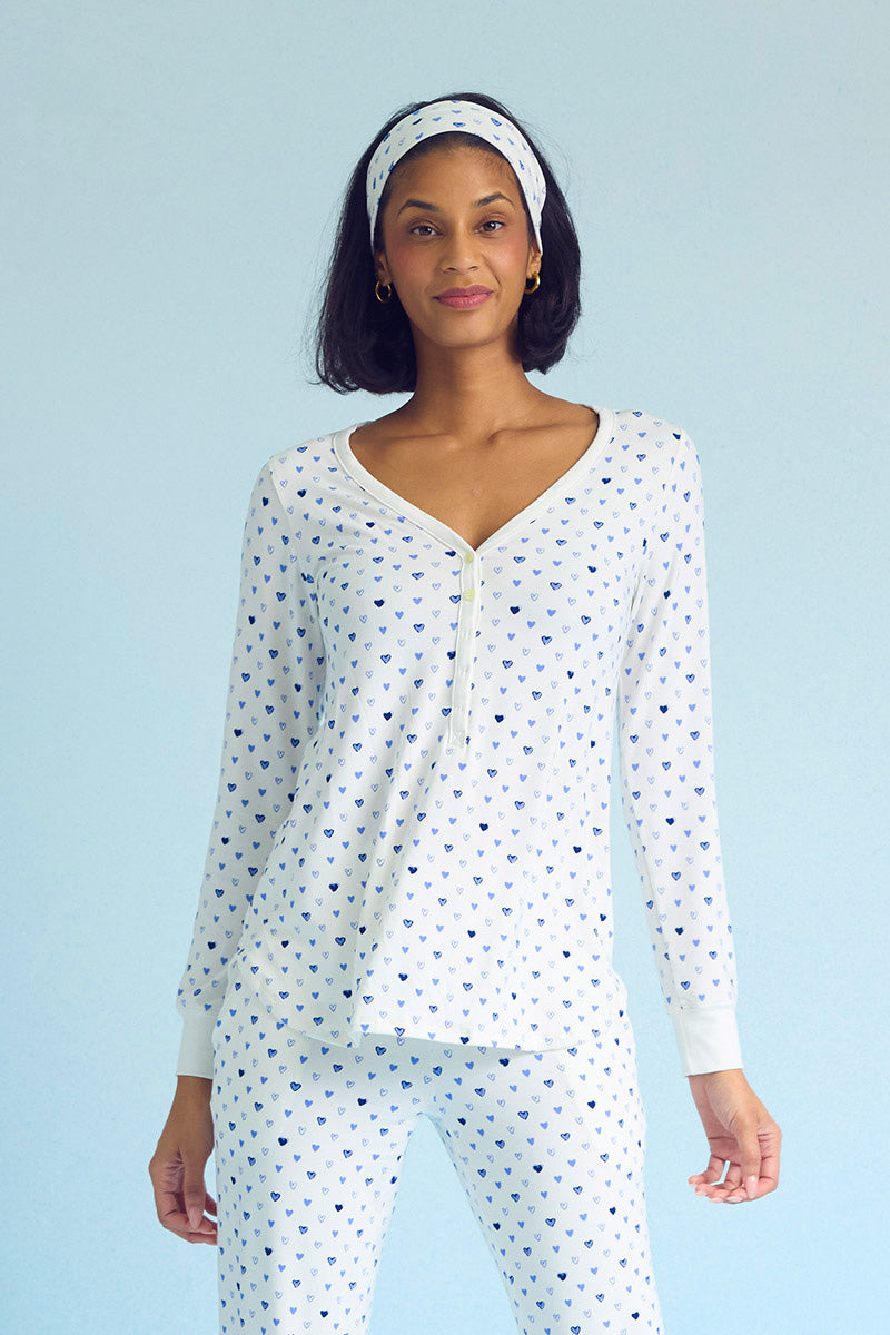 Tsanna is 5'10", typically wears a size 2 and is wearing a size small