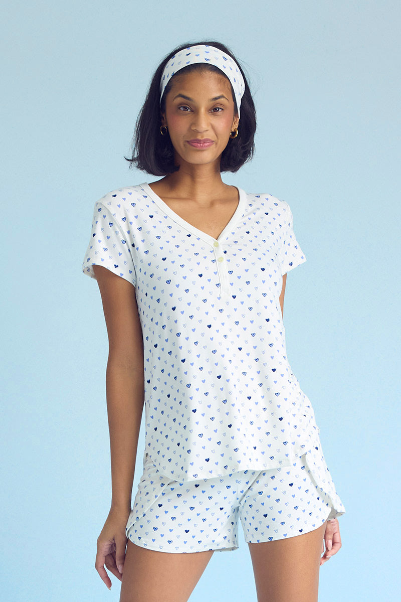 Tsanna is 5'10", typically wears a size 2 and is wearing a size small