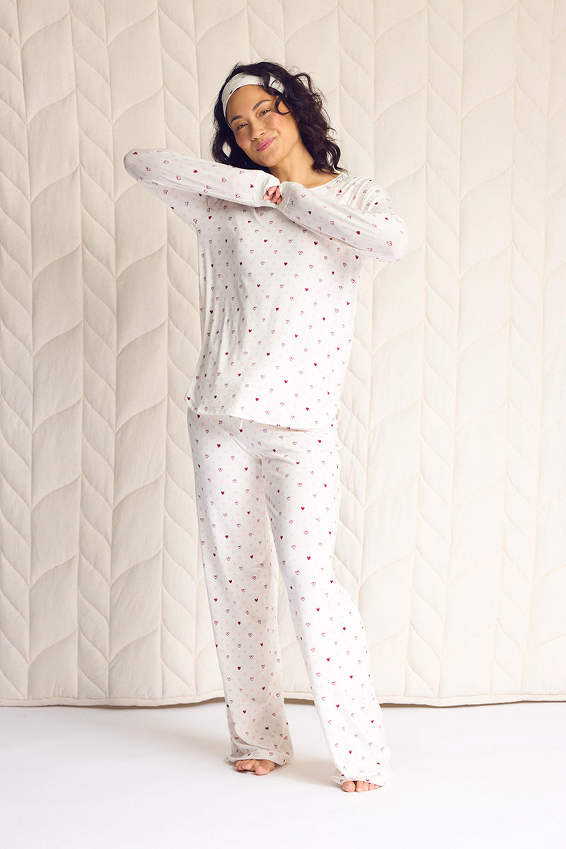 Meriko is 5'9", typically wears a size 6/8 and is wearing a size medium