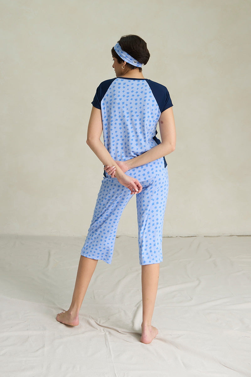 Natasha is 5'11", typically wears a size 4/6 and is wearing a size small