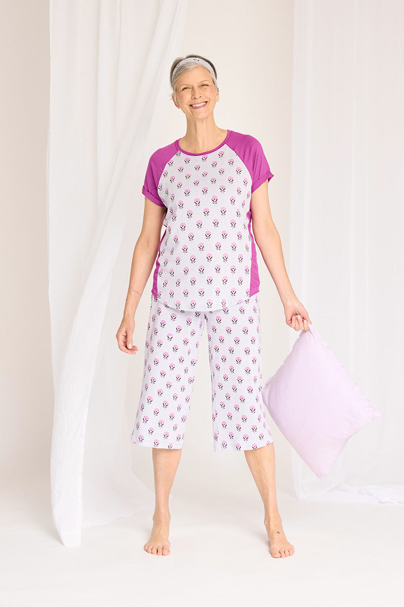 Laroe is 5'11", typically wears a size 6/8 and is wearing a size medium