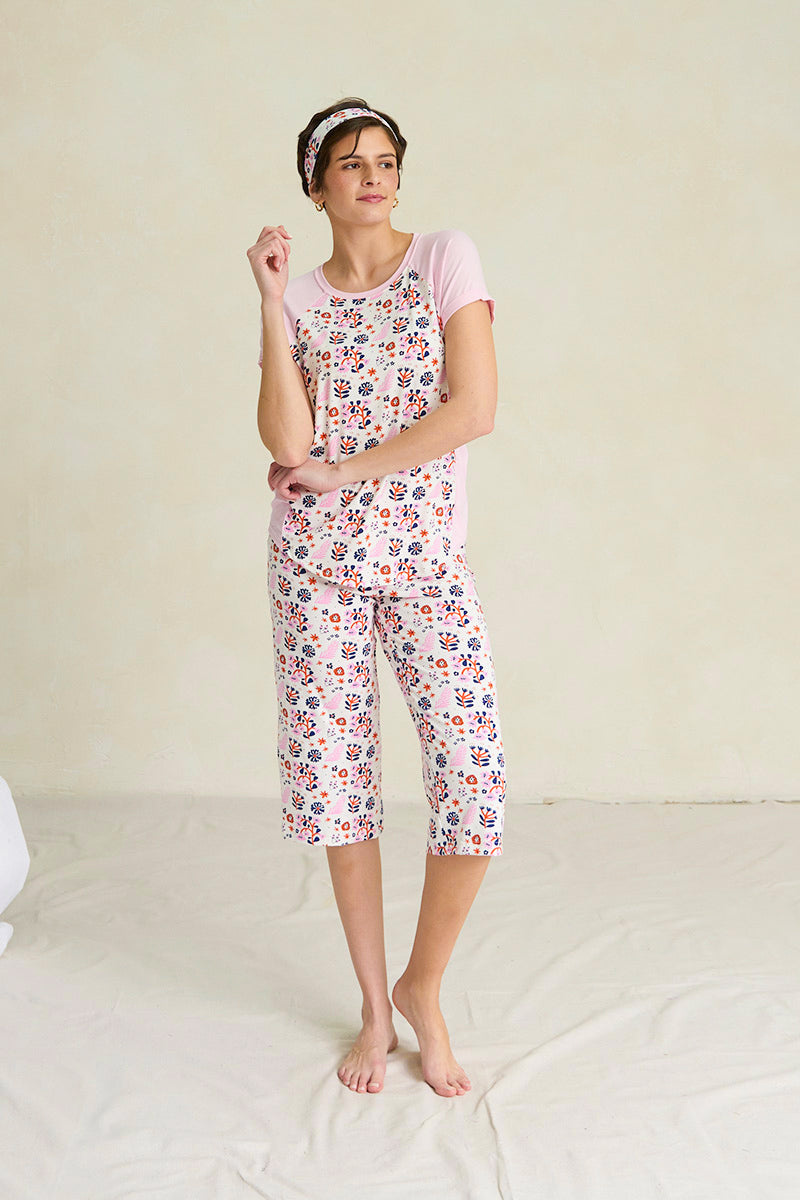 Natasha is 5'11", typically wears a size 4/6 and is wearing a size small