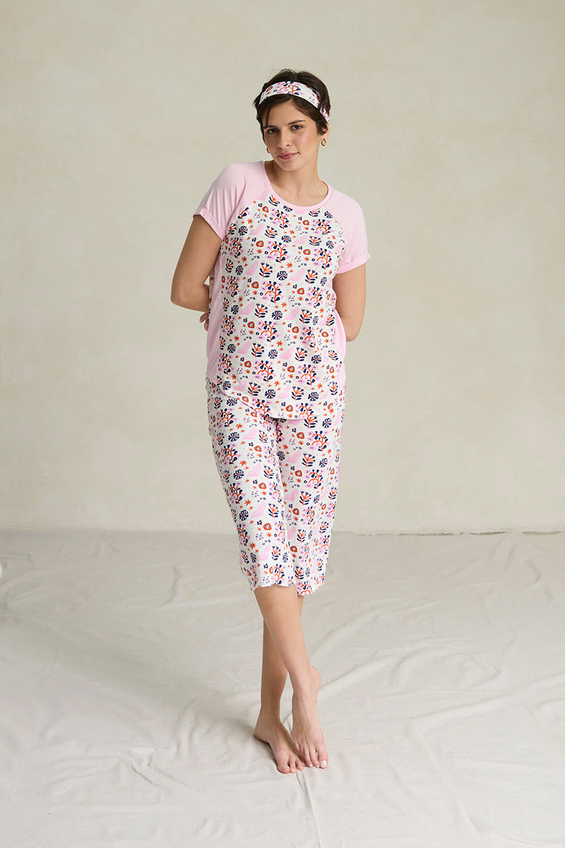 Natasha is 5'11", typically wears a size 4/6 and is wearing a size small