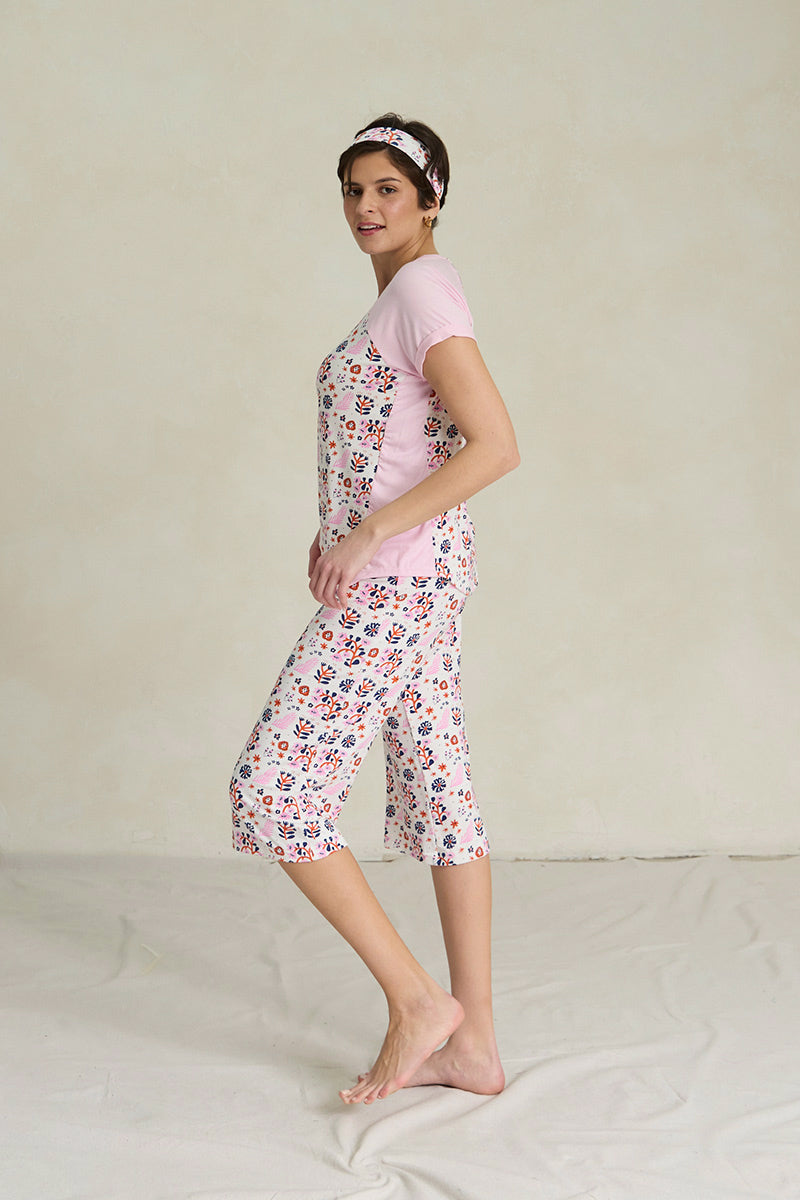 Natasha is 5'11", typically wears a size 4/6 and is wearing a size small