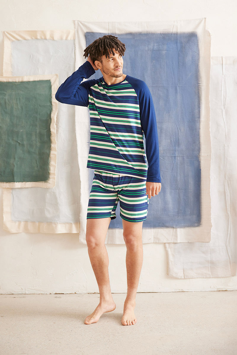 Trey is 6'2", typically wears a size 32 pant, has a 38" chest and is wearing a size medium