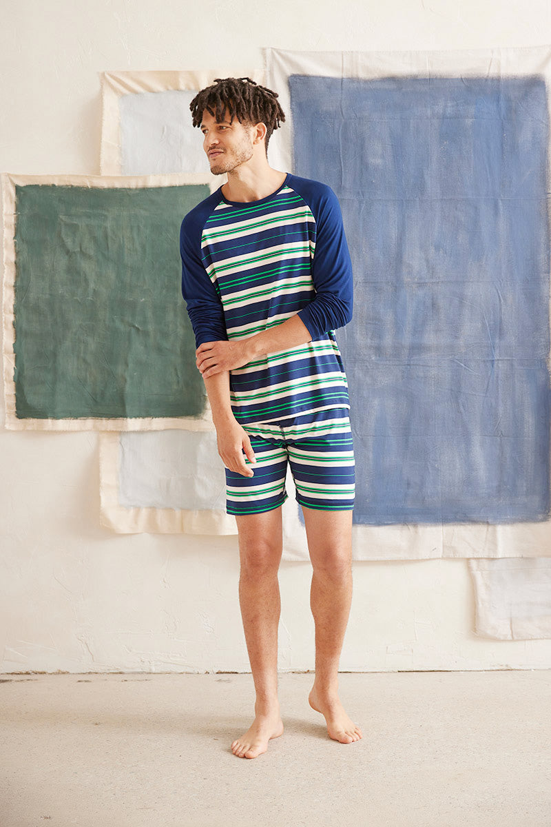 Trey is 6'2", typically wears a size 32 pant, has a 38" chest and is wearing a size medium