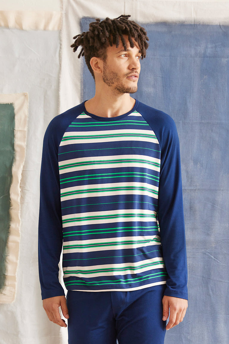 Trey is 6'2", typically wears a size 32 pant, has a 38" chest and is wearing a size medium