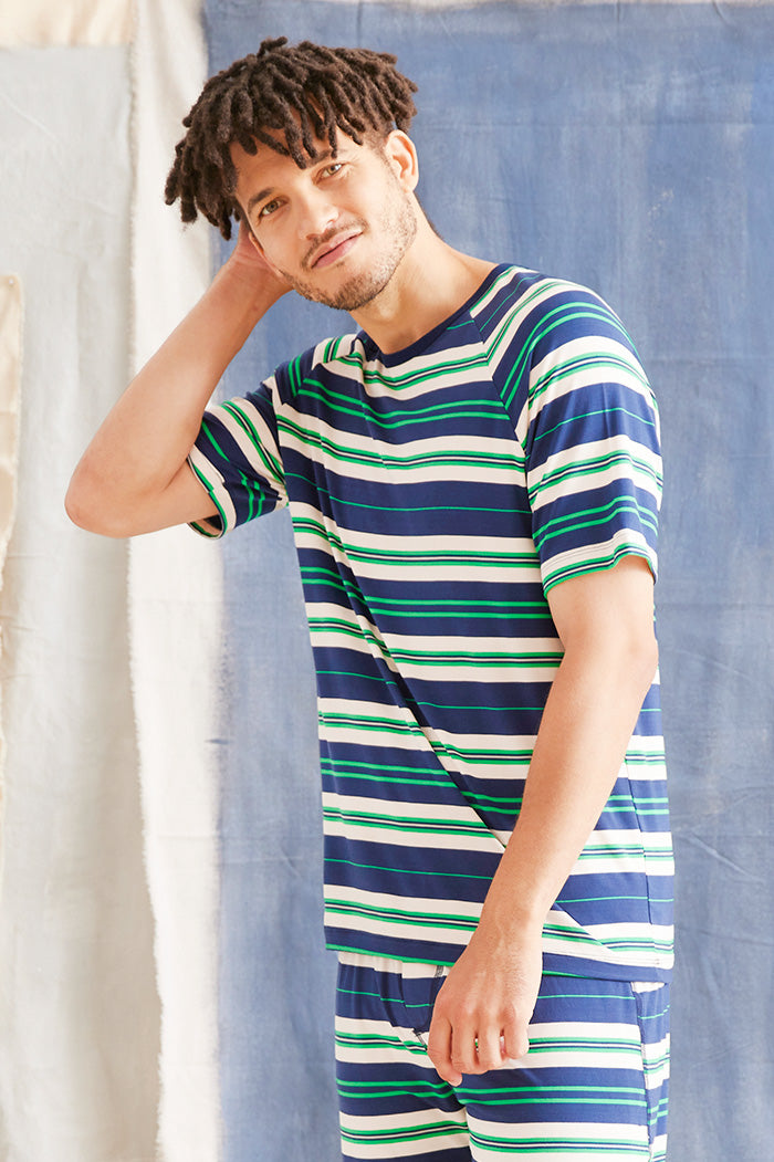 Trey is 6'2", typically wears a size 32 pant, has a 38" chest and is wearing a size medium