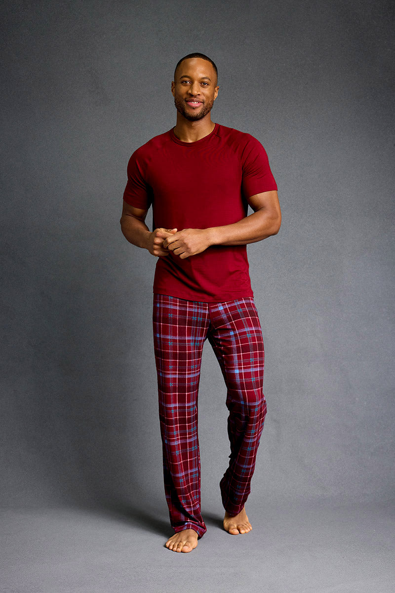 Brendan is 6'0", typically wears a size 32 pant, has a 40" chest and is wearing a size M