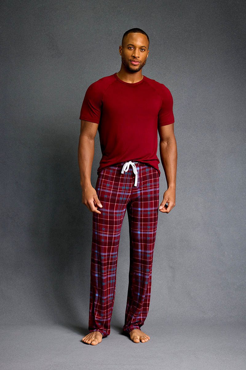 Brendan is 6'0", typically wears a size 32 pant, has a 40" chest and is wearing a size M