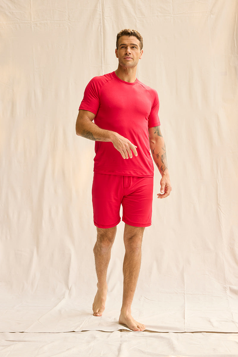 Adam is 6'1", typically wears a size 34 pant, has a 43" chest, a 32" inseam and is wearing a size medium