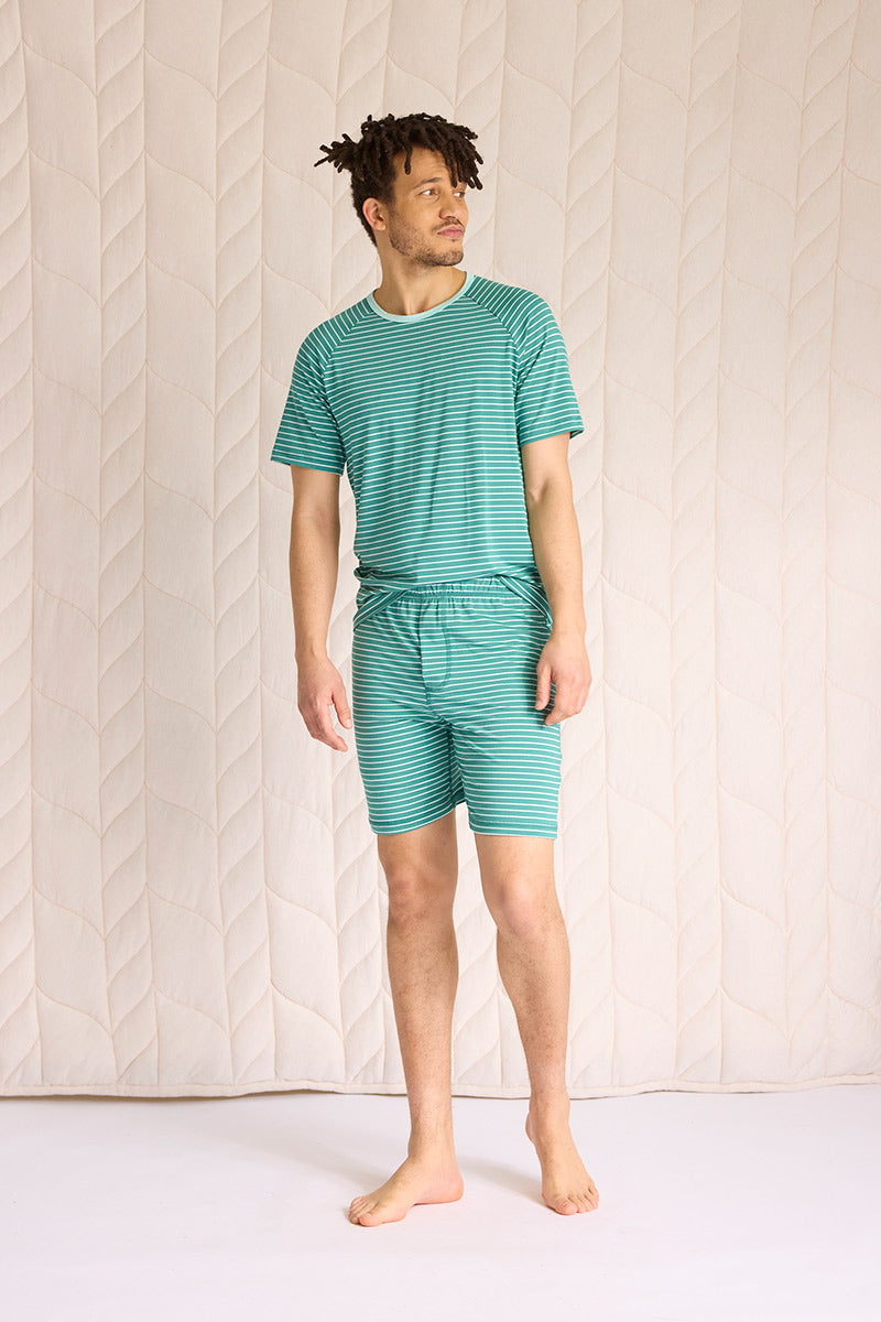 Trey is 6'2", typically wears a size 32 pant, has a 38" chest and is wearing a size medium