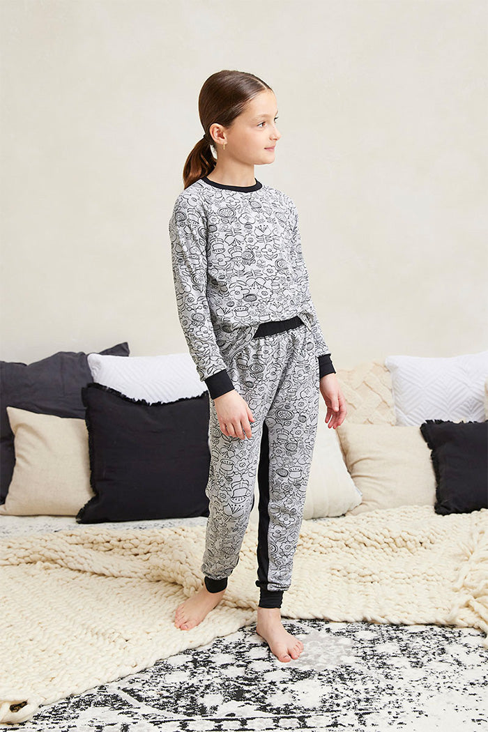 Tessa is 8 years old and is wearing a size 7/8