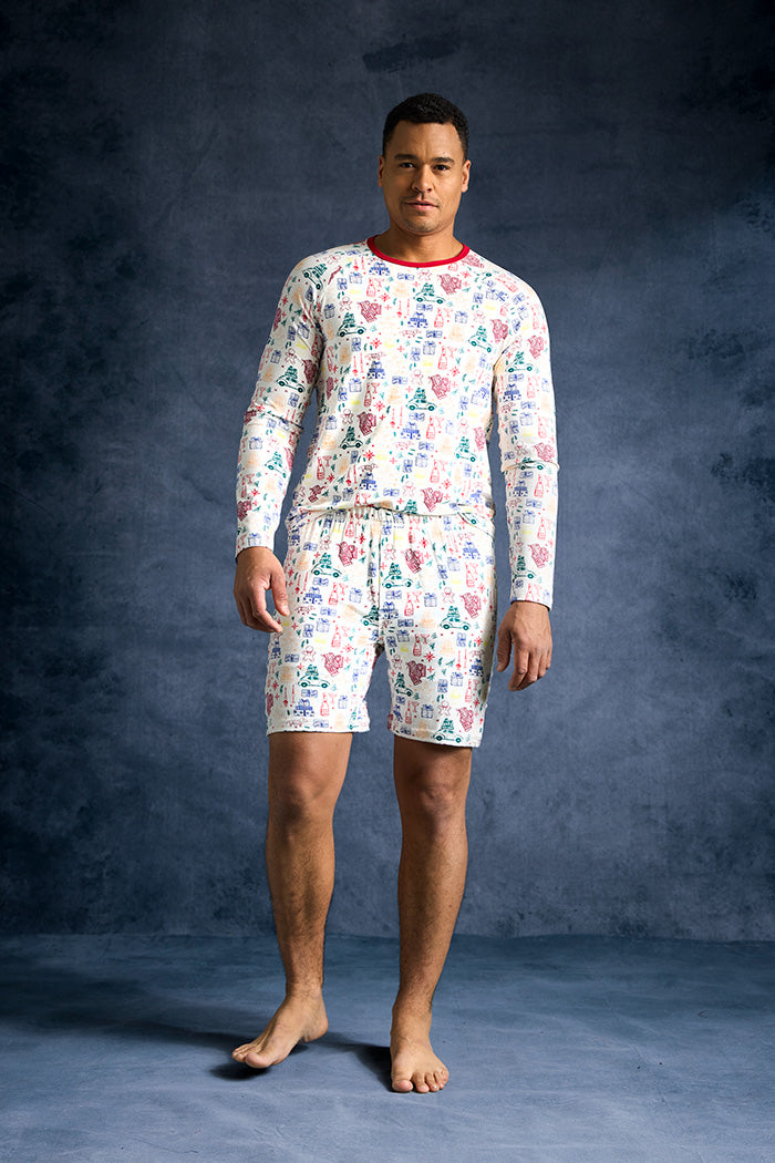 Stiver is 6'1", typically wears a size 34/36 pant, has a 42" chest, a 34" inseam and is wearing a size M