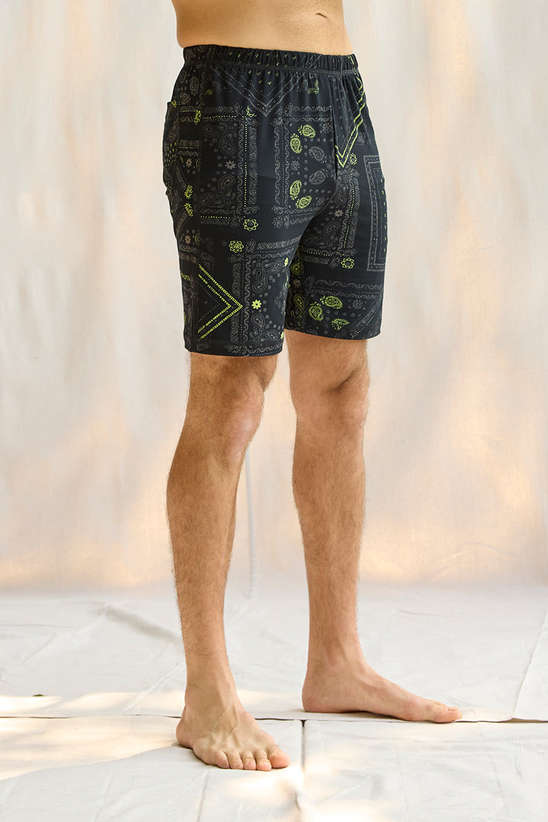 Adam is 6'1", typically wears a size 34 pant, has a 43" chest, a 32" inseam and is wearing a size medium