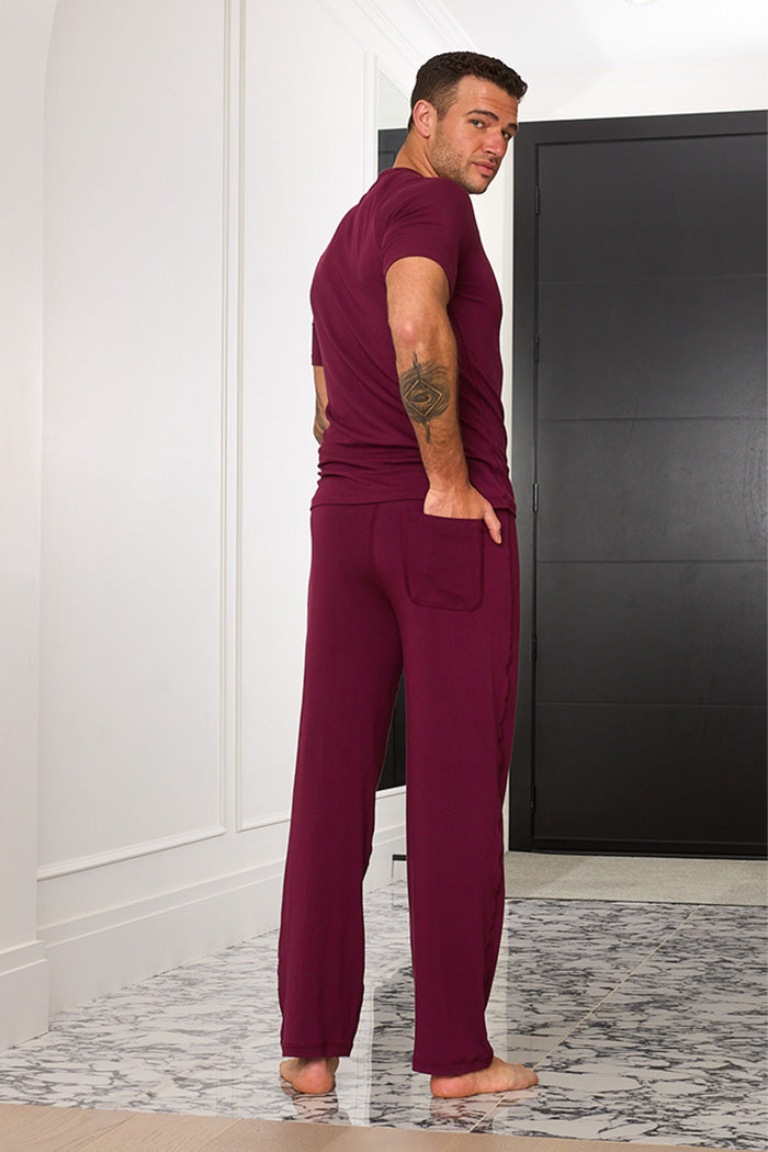 Adam is 6'1", typically wears a size 34 pant, has a 32" inseam and is wearing a size medium.