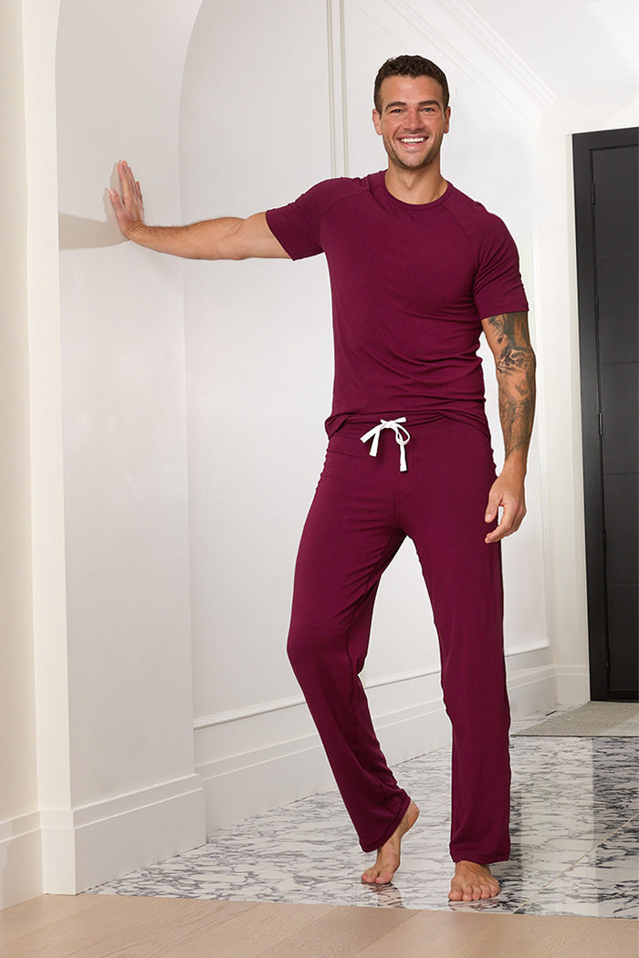 Adam is 6'1", typically wears a size 34 pant, has a 32" inseam and is wearing a size medium.