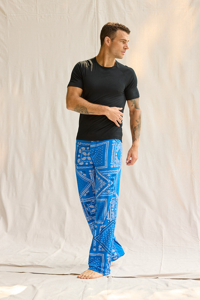 Adam is 6'1", typically wears a size 34 pant, has a 43" chest, a 32" inseam and is wearing a size medium