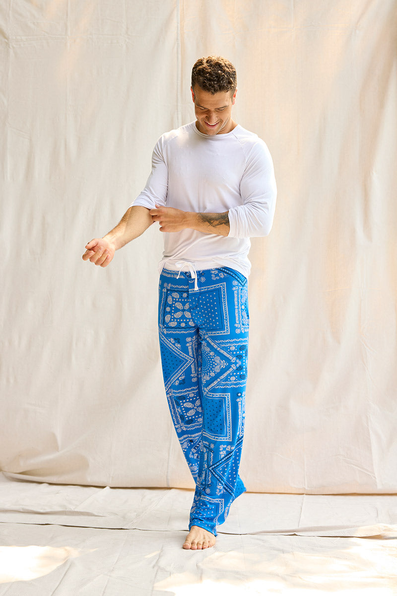 Adam is 6'1", typically wears a size 34 pant, has a 43" chest, a 32" inseam and is wearing a size medium