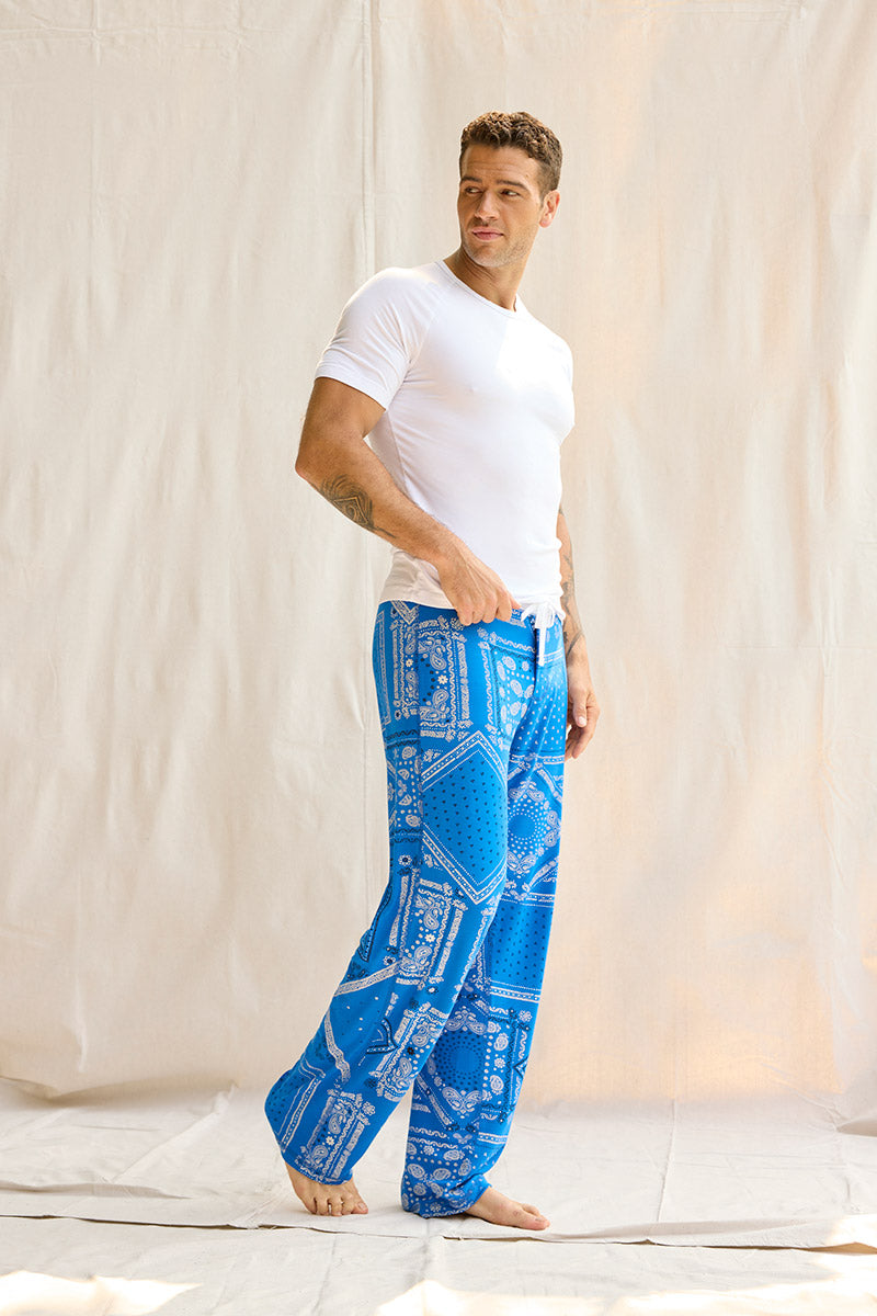 Adam is 6'1", typically wears a size 34 pant, has a 43" chest, a 32" inseam and is wearing a size medium