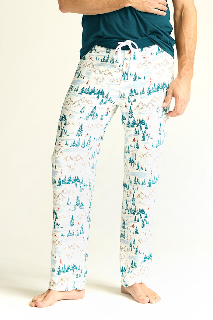 Matthew is 6'1", typically wears a size 32 pant, has a 42" chest and is wearing a size medium
