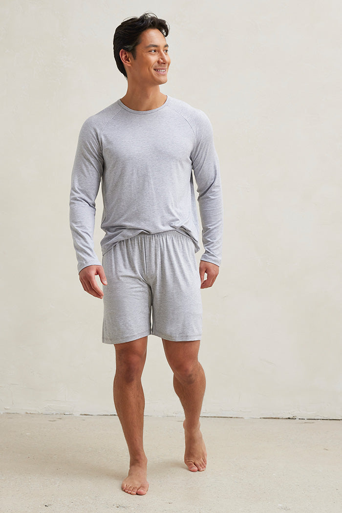 Aaron is 6'0", typically wears a size 30 pant, has a 40" chest and is wearing a small pant and medium top