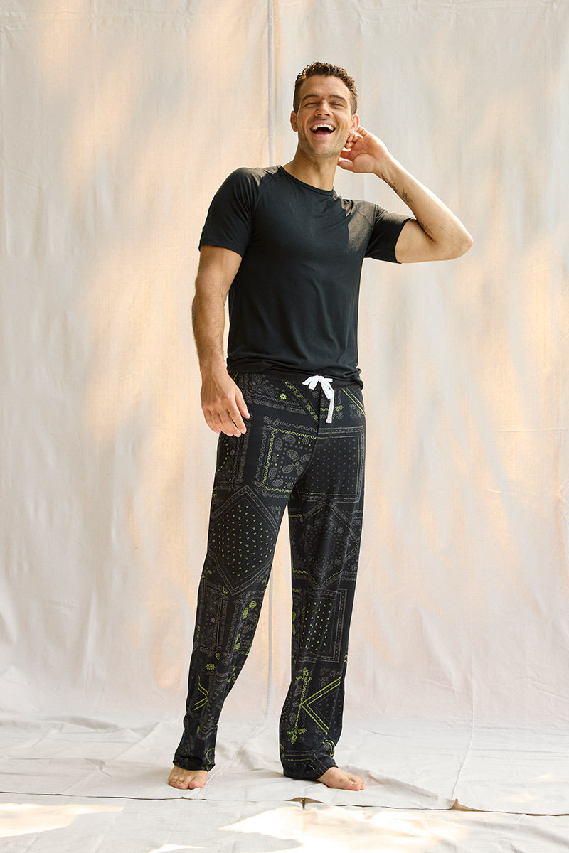 Adam is 6'1", typically wears a size 34 pant, has a 43" chest, a 32" inseam and is wearing a size medium