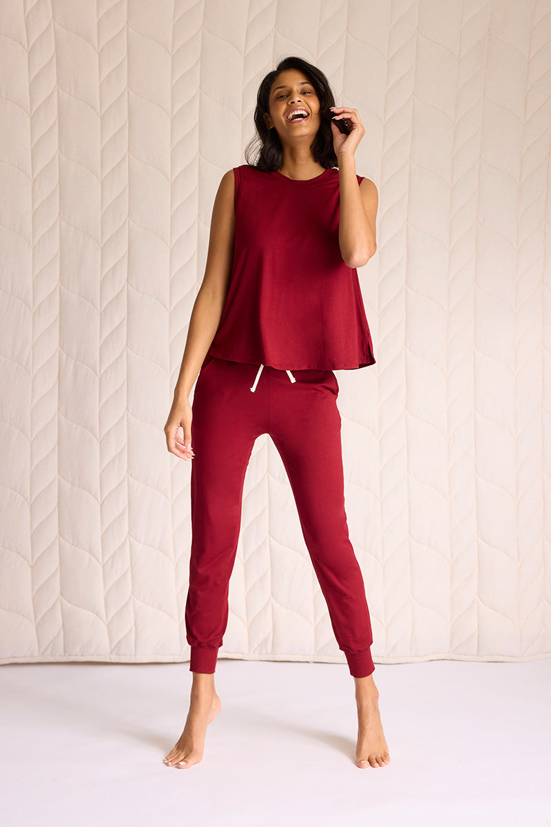 Tsanna is 5'10", typically wears a size 2 and is wearing a size small