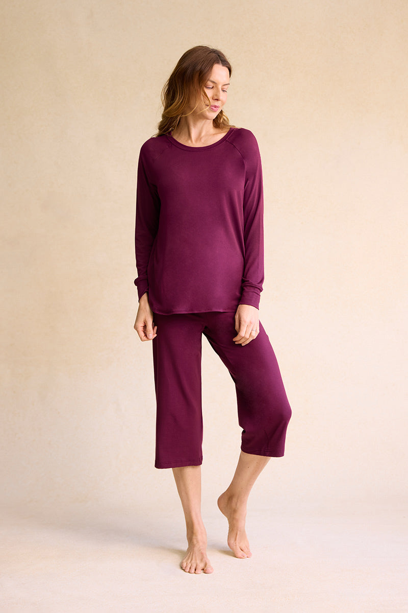 Carina is 5'8", typically wears a size 2 and is wearing a size small