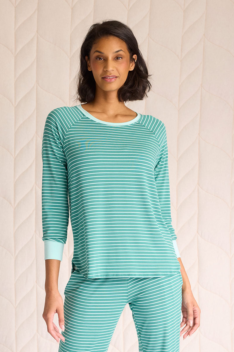 Tsanna is 5'10", typically wears a size 2 and is wearing a size small