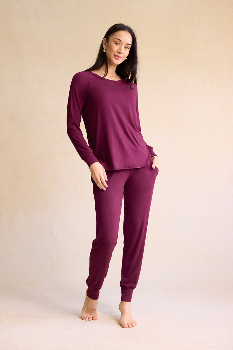 Kimberley is 5'8", typically wears a size 4 and is wearing a size small