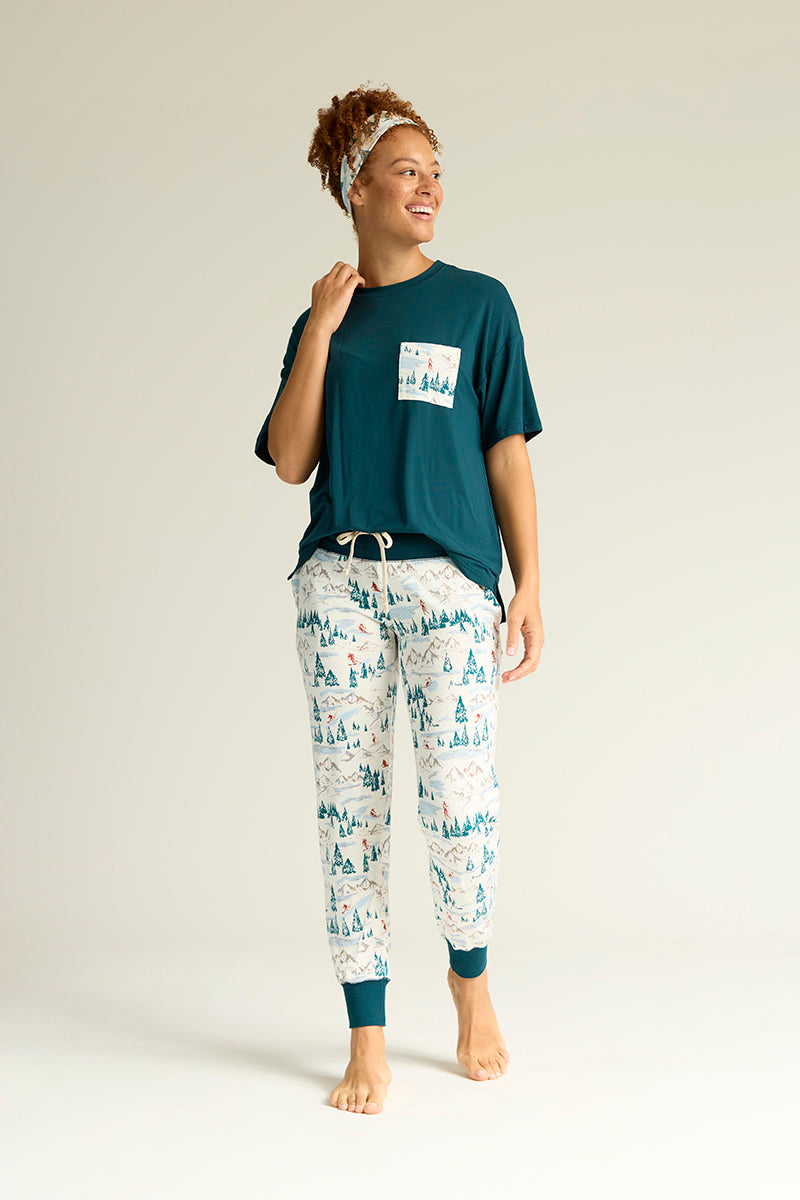 Adecia is 5'9", typically wears a size 6/8 and is wearing a size medium