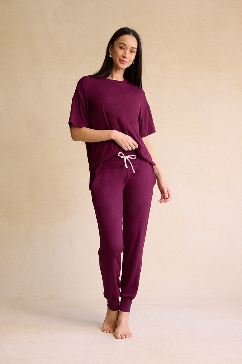 Kimberley is 5'8", typically wears a size 4 and is wearing a size small