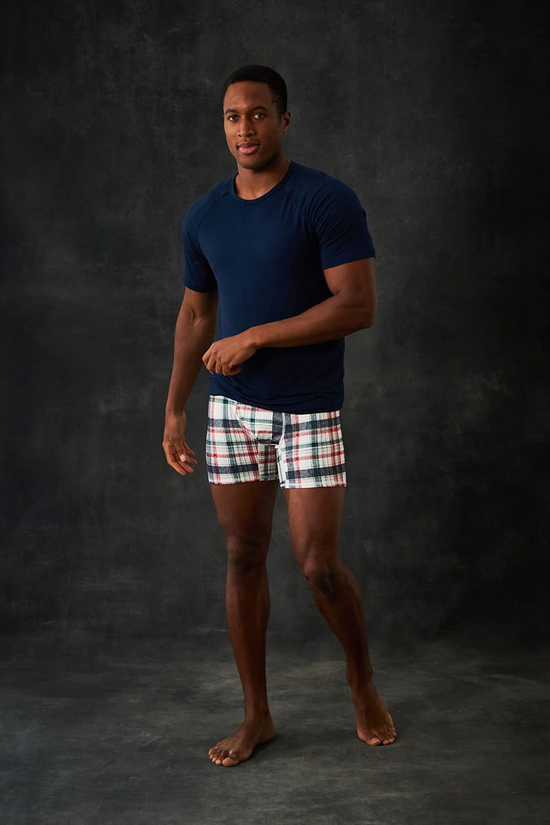 Brendan is 6'0", typically wears a size 32 pant, and is wearing a size medium