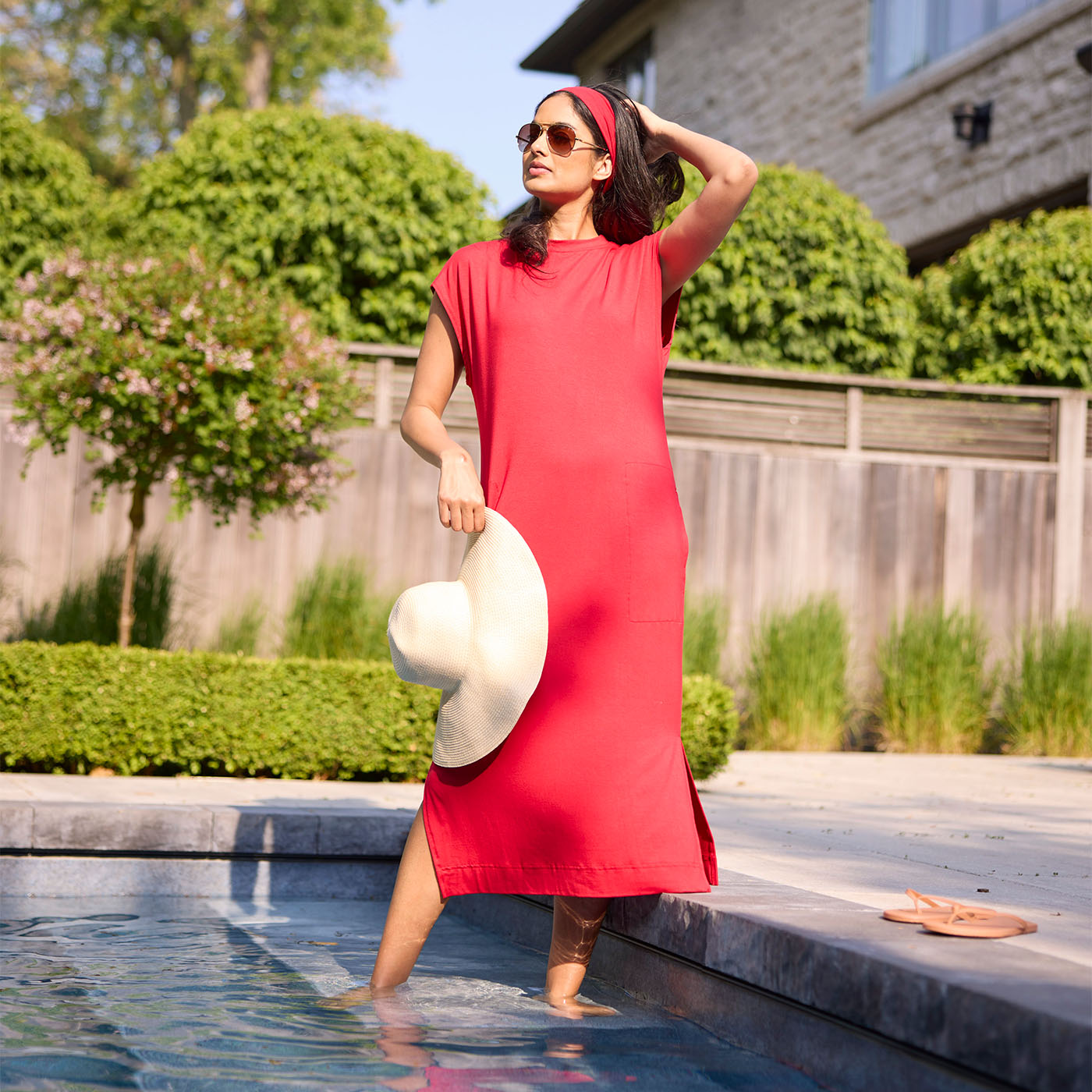What Is a Caftan? How to Style, Wear, and Choose the Right One
