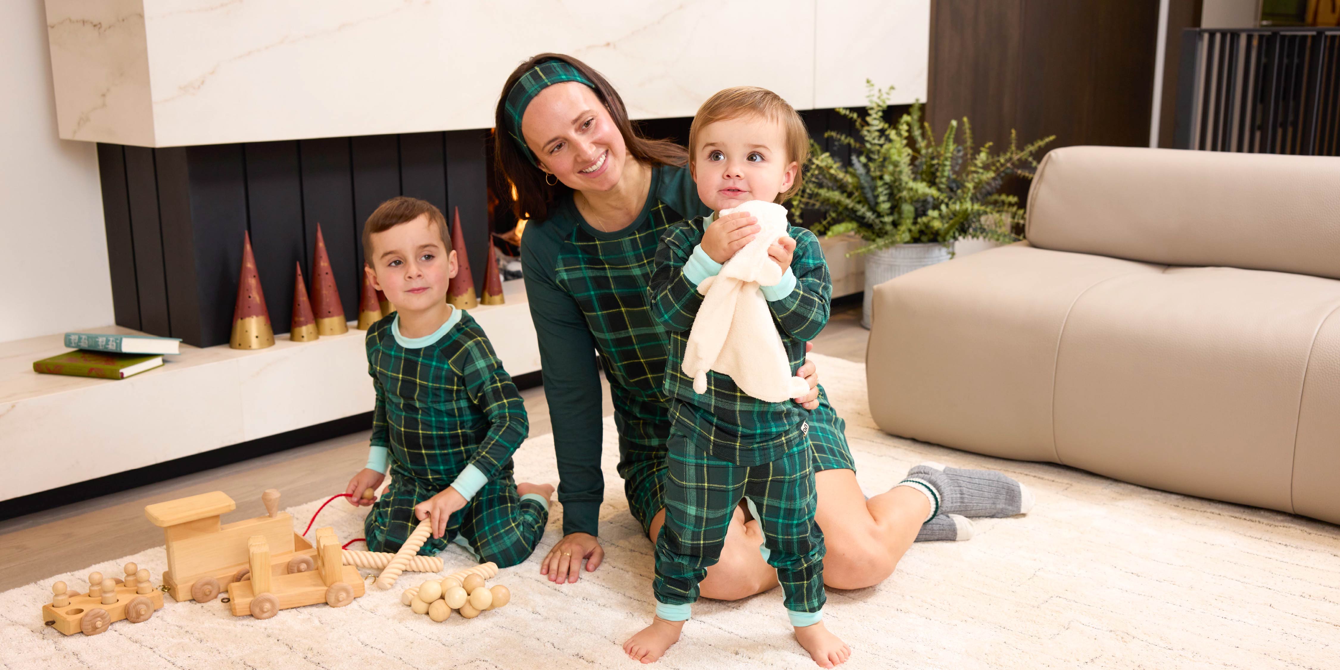 Women's Pajamas in Canada: Stylish & Sustainable Sleepwear (2026 Colle