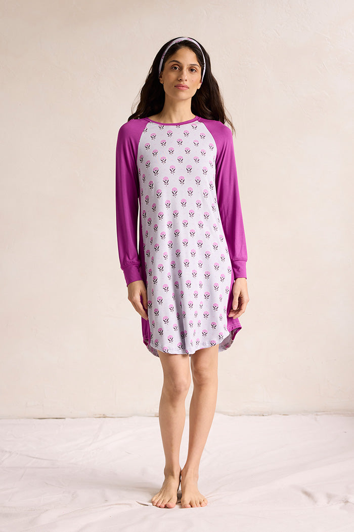 Model is wearing size S