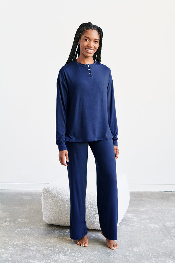 Ruqayyah is 5'9", typically wears a size 2 and is wearing a size small